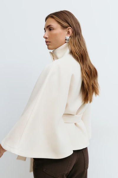 Evonni | Belt cape jacket